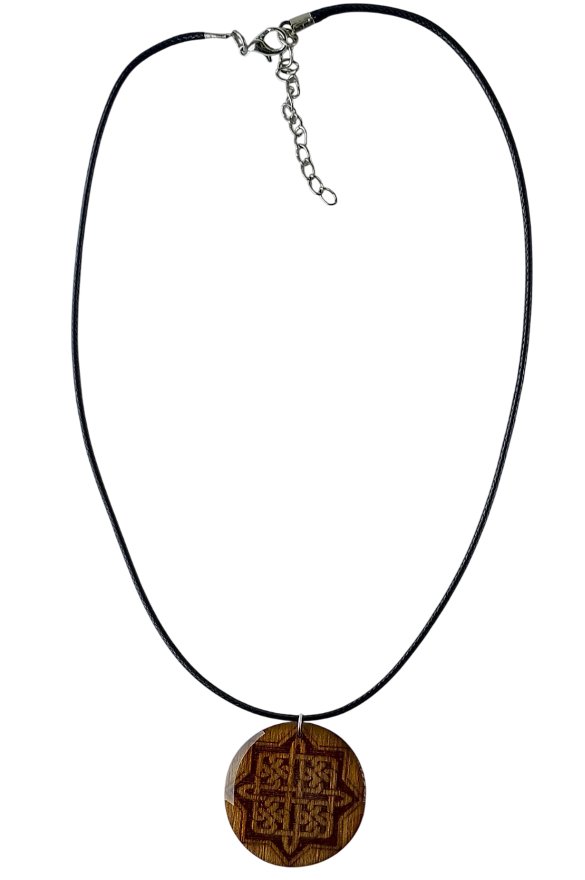 woodart.am-utankyun-նախշազարդ-ութանկյուն